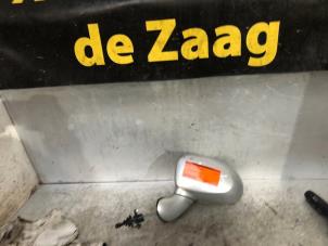 Gebruikte Buitenspiegel links Chevrolet Matiz (M200) 1.0 Prijs € 20,00 Margeregeling aangeboden door Autodemontage de Zaag