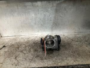 Gebruikte Gasklephuis Volkswagen Golf IV (1J1) 2.3 V5 GTI Prijs € 40,00 Margeregeling aangeboden door Autodemontage de Zaag