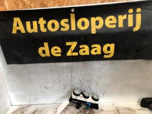 Gebruikte Kachel Bedieningspaneel Mitsubishi Colt (Z2/Z3) 1.3 16V Prijs € 30,00 Margeregeling aangeboden door Autodemontage de Zaag
