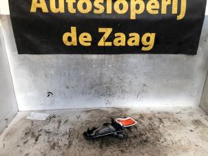 Gebruikte Pookknop Ford Focus 3 1.0 Ti-VCT EcoBoost 12V 125 Prijs € 15,00 Margeregeling aangeboden door Autodemontage de Zaag