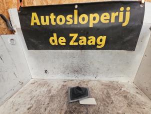 Gebruikte Pookknop Ford Focus 3 1.0 Ti-VCT EcoBoost 12V 100 Prijs € 15,00 Margeregeling aangeboden door Autodemontage de Zaag