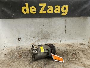 Gebruikte Aircopomp Ford Focus 3 1.0 Ti-VCT EcoBoost 12V 100 Prijs € 90,00 Margeregeling aangeboden door Autodemontage de Zaag