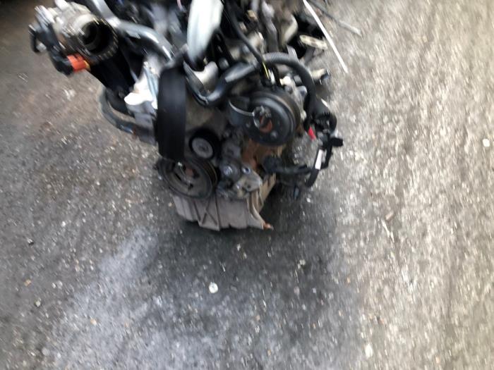 Engine from a Ford Fiesta 6 (JA8) 1.0 EcoBoost 12V 100 2014