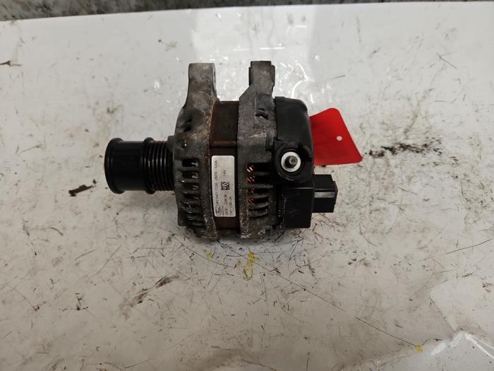 Dynamo van een Ford Focus 3 1.0 Ti-VCT EcoBoost 12V 125 2013