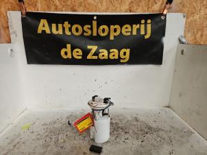 Gebrauchte Benzinpumpe Opel Corsa E 1.4 16V Preis € 50,00 Margenregelung angeboten von Autodemontage de Zaag