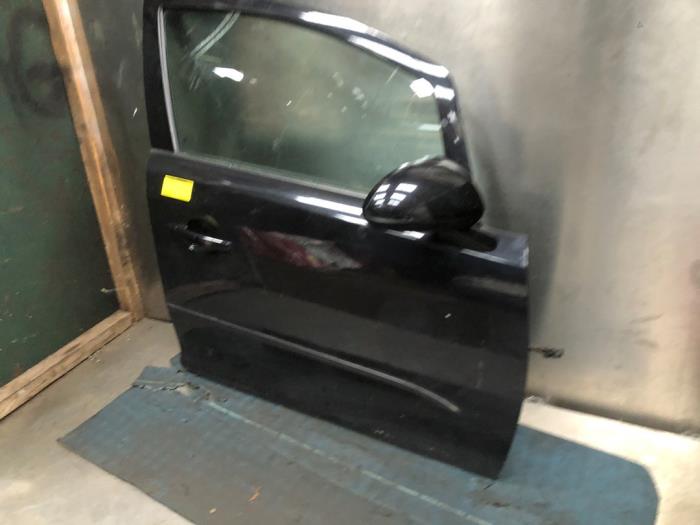 Front wing, right from a Opel Corsa D 1.2 16V 2007