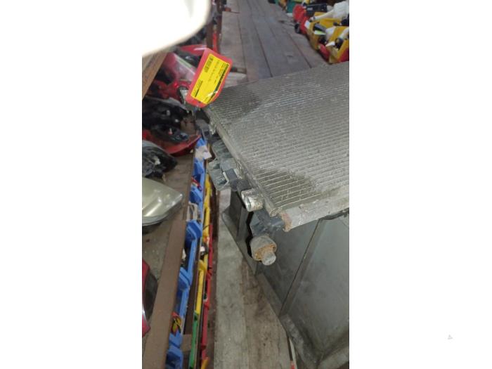 AC-radiator från en Nissan Qashqai (J10) 1.6 16V 2007
