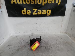 Gebruikte Remklauw (Tang) links-voor Volkswagen Polo V (6R) 1.2 12V Prijs € 25,00 Margeregeling aangeboden door Autodemontage de Zaag