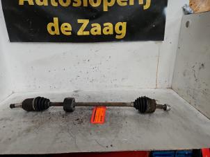 Gebruikte Aandrijfas rechts-voor Fiat 500 (312) 1.2 Prijs € 35,00 Margeregeling aangeboden door Autodemontage de Zaag