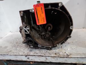 Gebruikte Versnellingsbak Ford Focus 3 1.0 Ti-VCT EcoBoost 12V 100 Prijs € 350,00 Margeregeling aangeboden door Autodemontage de Zaag