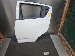 Gebruikte Deur 4Deurs links-achter Chevrolet Spark (M300) 1.2 16V Prijs € 175,00 Margeregeling aangeboden door Autodemontage de Zaag