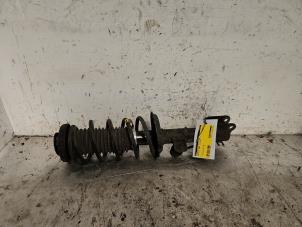 Gebruikte Veerpoot rechts-voor Chevrolet Spark (M300) 1.2 16V Prijs € 45,00 Margeregeling aangeboden door Autodemontage de Zaag