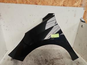 Gebruikte Spatbord links-voor Peugeot 207 SW (WE/WU) 1.4 16V Vti Prijs € 100,00 Margeregeling aangeboden door Autodemontage de Zaag