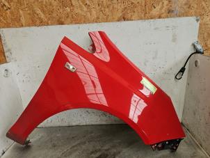 Gebruikte Scherm rechts-voor Opel Corsa D 1.2 16V Prijs € 90,00 Margeregeling aangeboden door Autodemontage de Zaag