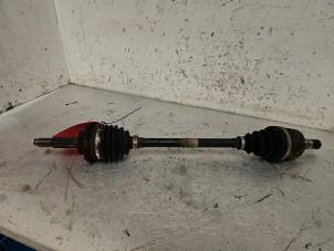 Gebruikte Aandrijfas links-voor Chevrolet Spark 1.0 16V Bifuel Prijs € 35,00 Margeregeling aangeboden door Autodemontage de Zaag