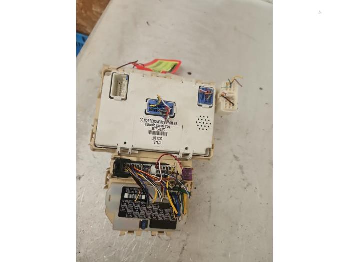 Säkringsbox från en Suzuki SX4 (EY/GY) 1.6 16V VVT Comfort,Exclusive Autom. 2007