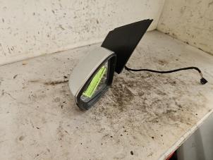 Gebruikte Buitenspiegel links Volkswagen Polo V (6R) 1.0 TSI 12V BlueMotion Prijs € 50,00 Margeregeling aangeboden door Autodemontage de Zaag