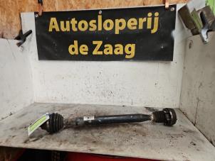 Gebruikte Aandrijfas rechts-voor Volkswagen Polo V (6R) 1.2 12V Prijs € 35,00 Margeregeling aangeboden door Autodemontage de Zaag