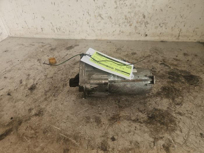 Startmotor från en Peugeot 307 Break (3E) 1.6 16V 2005