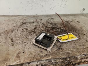 Gebruikte Module LED koplamp Renault Captur II (RJB) 1.0 TCe 12V Prijs € 40,00 Margeregeling aangeboden door Autodemontage de Zaag