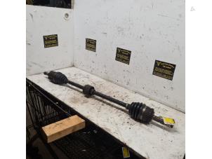 Gebruikte Aandrijfas rechts-voor Opel Combo (Corsa C) 1.3 CDTI 16V Prijs € 25,00 Margeregeling aangeboden door Autodemontage de Zaag