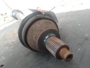 Gebruikte Aandrijfas rechts-voor Seat Ibiza IV (6J5) 1.2 12V Prijs € 70,00 Margeregeling aangeboden door Autodemontage de Zaag