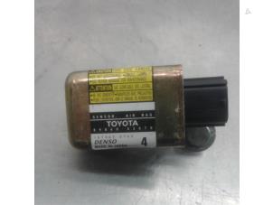 Begagnade Airbagsensor Toyota Auris (E15) 1.8 16V HSD Full Hybrid Pris € 19,95 Marginaltabell erbjuds av Japoto Parts B.V.