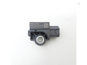 Nieuwe Airbag Sensor Hyundai Tucson (TL) 1.6 GDi 16V 2WD Prijs € 44,17 Inclusief btw aangeboden door Japoto Parts B.V.