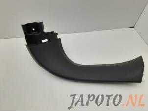 Nya List, baklucka Hyundai Tucson (TL) 1.6 GDi 16V 2WD Pris € 21,72 Inklusive moms erbjuds av Japoto Parts B.V.