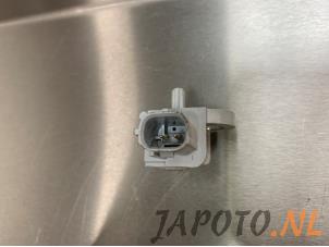 Gebruikte Sensor Airbag Kia Soul I (AM) 1.6 CVVT 16V Prijs € 19,95 Margeregeling aangeboden door Japoto Parts B.V.