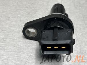 Begagnade Kamaxelsensor Kia Picanto (TA) 1.0 12V Pris € 19,95 Marginaltabell erbjuds av Japoto Parts B.V.