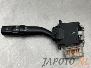 Begagnade Ljusbrytare Lexus RX (L2) 300 V6 24V VVT-i Pris € 34,95 Marginaltabell erbjuds av Japoto Parts B.V.