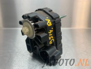 Begagnade Strålkastarmotor Toyota Verso 2.0 16V D-4D-F Pris € 24,99 Marginaltabell erbjuds av Japoto Parts B.V.