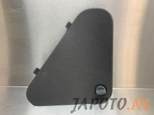 Begagnade Baklucka, isolering, höger Mitsubishi Space Star (DG) 1.6 16V Pris € 5,95 Marginaltabell erbjuds av Japoto Parts B.V.