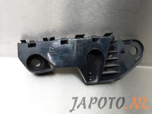 Gebruikte Bumpersteun links-voor Mazda CX-5 I (KE,GH) 2.2 SkyActiv-D 16V 2WD Prijs € 12,95 Margeregeling aangeboden door Japoto Parts B.V.