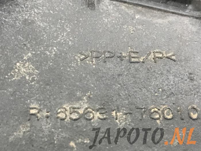 Spatlap van een Lexus CT 200h 1.8 16V 2014