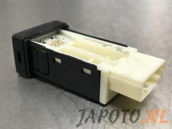 Cockpit dimmer van een Lexus CT 200h 1.8 16V 2014