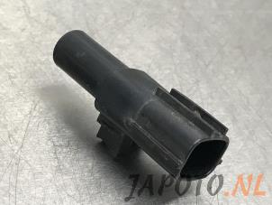Gebruikte Sensor Temeratuur buiten Mazda CX-5 I (KE,GH) 2.0 SkyActiv-G 16V 2WD Prijs € 14,95 Margeregeling aangeboden door Japoto Parts B.V.