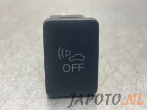 Begagnade PDC-brytare Mitsubishi Outlander (GF/GG) 2.0 16V PHEV 4x4 Pris € 19,95 Marginaltabell erbjuds av Japoto Parts B.V.