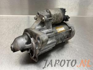 Używane Rozrusznik Toyota Urban Cruiser 1.33 Dual VVT-I 16V 2WD Cena € 39,95 Procedura marży oferowane przez Japoto Parts B.V.