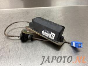 Gebruikte Bandenspanningsensor Lexus SC 430 4.3i 32V VVT-i Prijs € 34,95 Margeregeling aangeboden door Japoto Parts B.V.