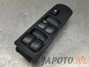 Gebruikte Combischakelaar ramen Mitsubishi Colt (Z2/Z3) 1.3 16V Prijs € 19,95 Margeregeling aangeboden door Japoto Parts B.V.