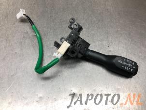 Gebruikte Cruise Control Bediening Toyota RAV4 (A4) 2.0 16V VVT-i 4x4 Prijs € 49,95 Margeregeling aangeboden door Japoto Parts B.V.