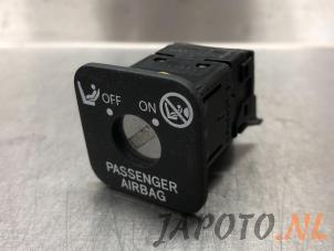 Gebruikte Airbag Slot Toyota Verso 2.2 16V D-CAT Prijs € 14,95 Margeregeling aangeboden door Japoto Parts B.V.