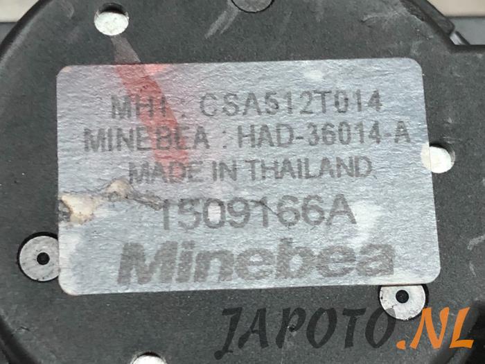 Värmarventil, motor från en Mitsubishi Outlander (GF/GG) 2.0 16V PHEV 4x4 2018