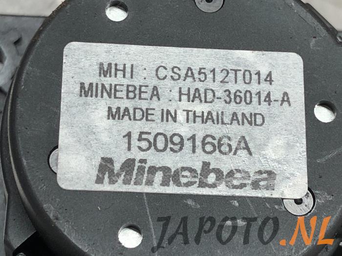 Värmarventil, motor från en Mitsubishi Outlander (GF/GG) 2.0 16V PHEV 4x4 2018