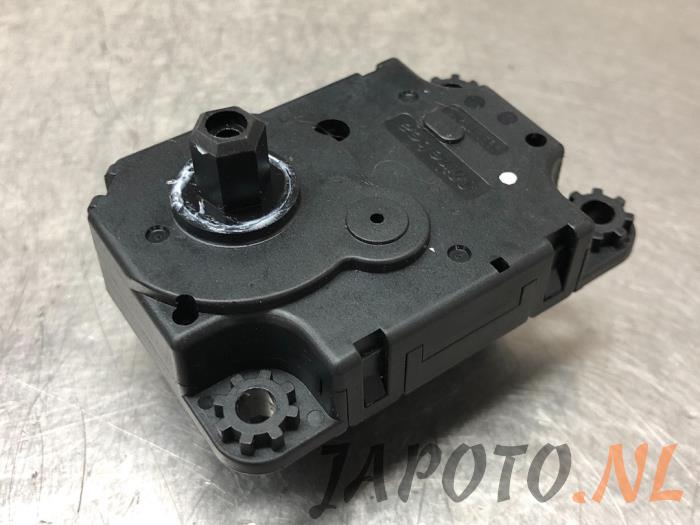 Värmarventil, motor från en Mitsubishi Outlander (GF/GG) 2.0 16V PHEV 4x4 2018