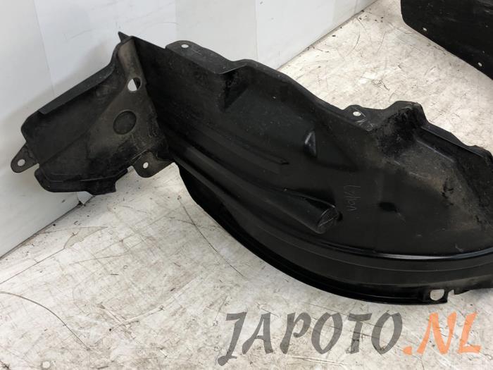 Hjulhus, inre från en Suzuki Celerio (LF) 1.0 12V Dualjet 2016