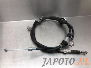 Gebruikte Handrem Kabel Mitsubishi Eclipse Cross (GK/GL) Prijs € 39,99 Margeregeling aangeboden door Japoto Parts B.V.