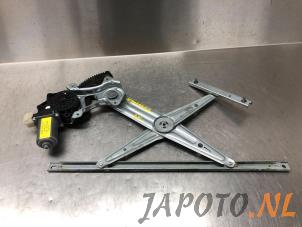 Gebruikte Raammechaniek 4Deurs links-voor Nissan Note (E12) 1.2 68 Prijs € 34,95 Margeregeling aangeboden door Japoto Parts B.V.